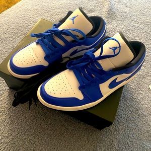 Jordan game royal lows size 11